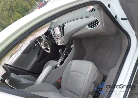 2018 Chevrolet Malibu 1Ls из США, поврежденный, VIN 1G1ZB5ST7JF277595